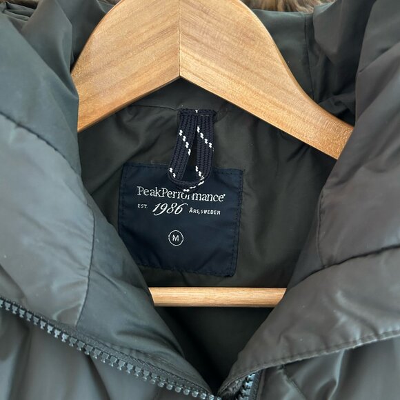 Peak Performance Down Filled Jacket - Picture 3 of 3